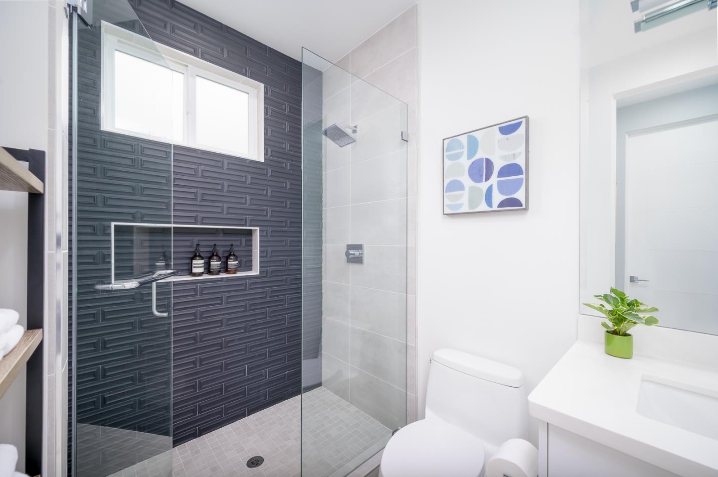 Detail Gallery Image 19 of 26 For 113 Seale Ave, Palo Alto,  CA 94301 - 4 Beds | 3 Baths