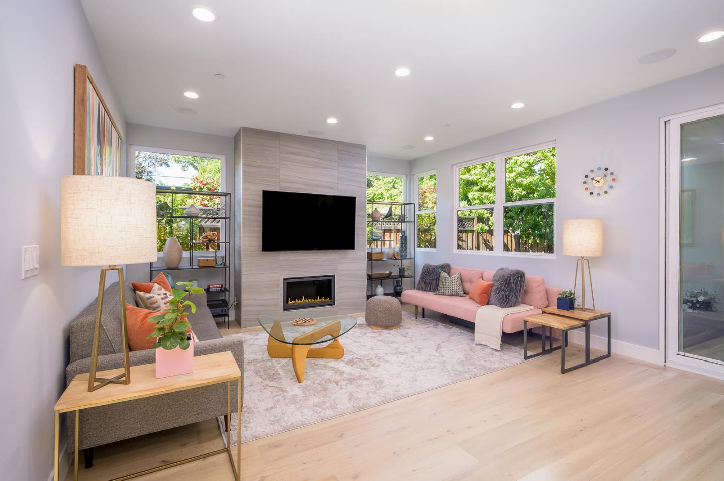 Detail Gallery Image 4 of 26 For 113 Seale Ave, Palo Alto,  CA 94301 - 4 Beds | 3 Baths