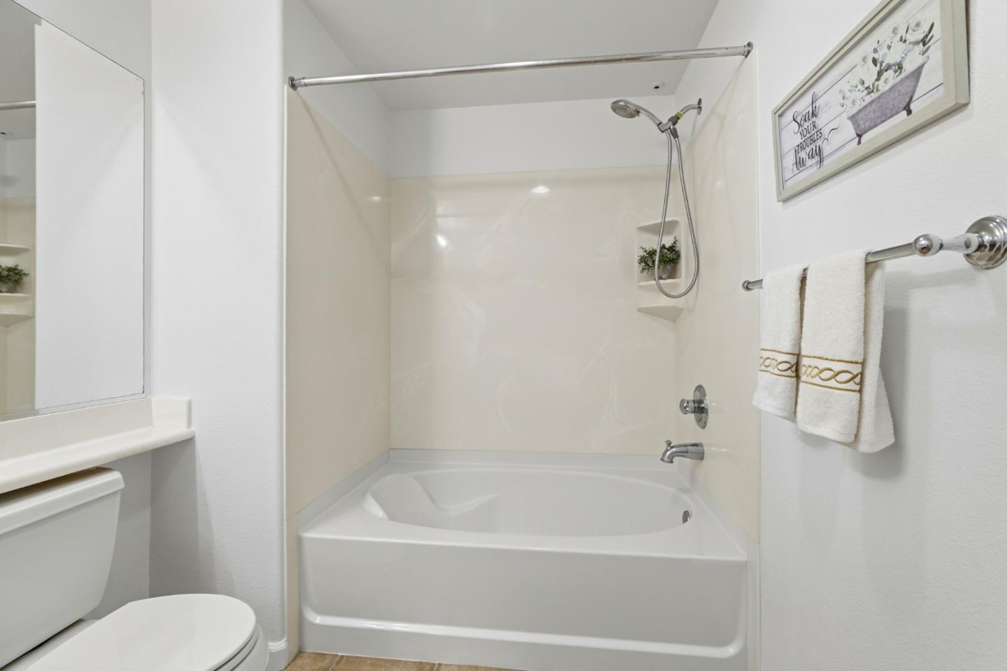 Photo #21: ML82042795 Listing: Photo #21