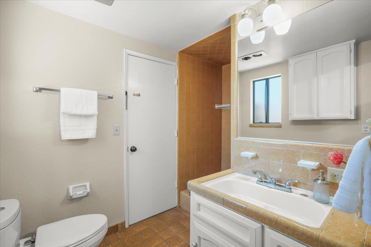 Detail Gallery Image 33 of 50 For Godfrey Ave, Gilroy,  CA 95020 - 4 Beds | 2/1 Baths