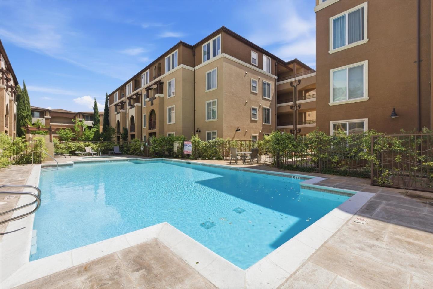 Detail Gallery Image 19 of 24 For 801 Winchester #4100,  San Jose,  CA 95128 - 1 Beds | 1 Baths