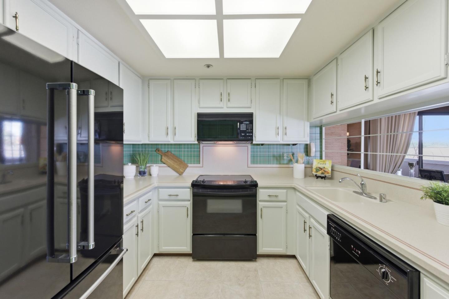 Photo #17: ML82042798 Listing: Photo #17