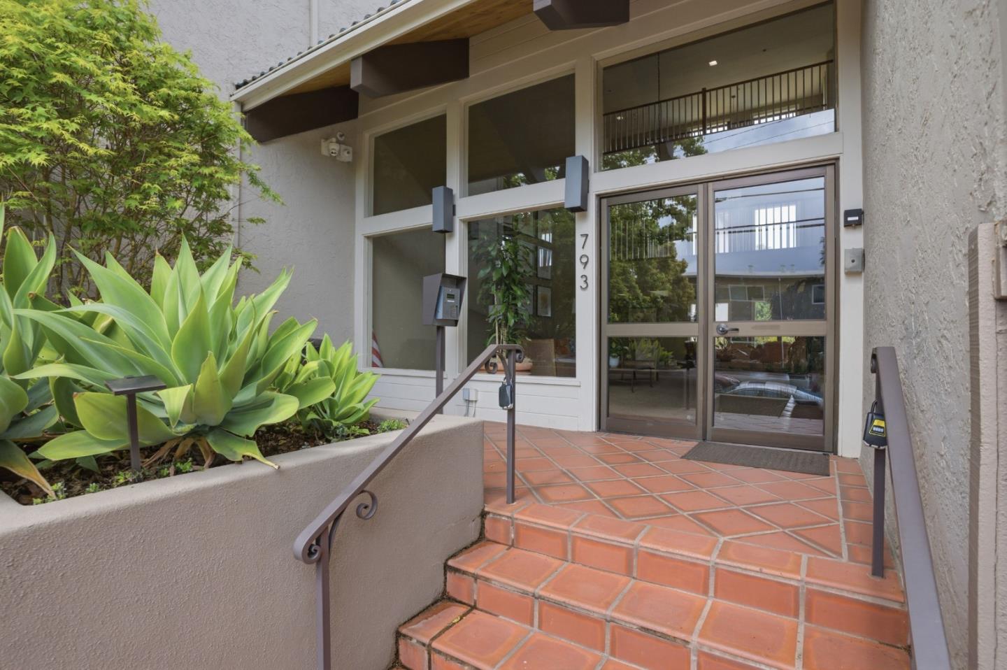 Photo #2: ML82042798 Listing: Photo #2