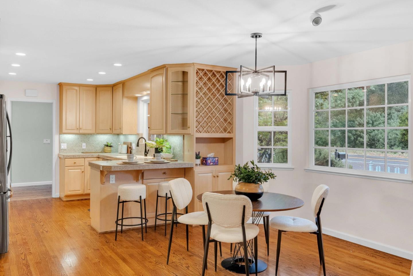 Detail Gallery Image 14 of 56 For 14900 Quito Rd, Los Gatos,  CA 95032 - 4 Beds | 2/1 Baths