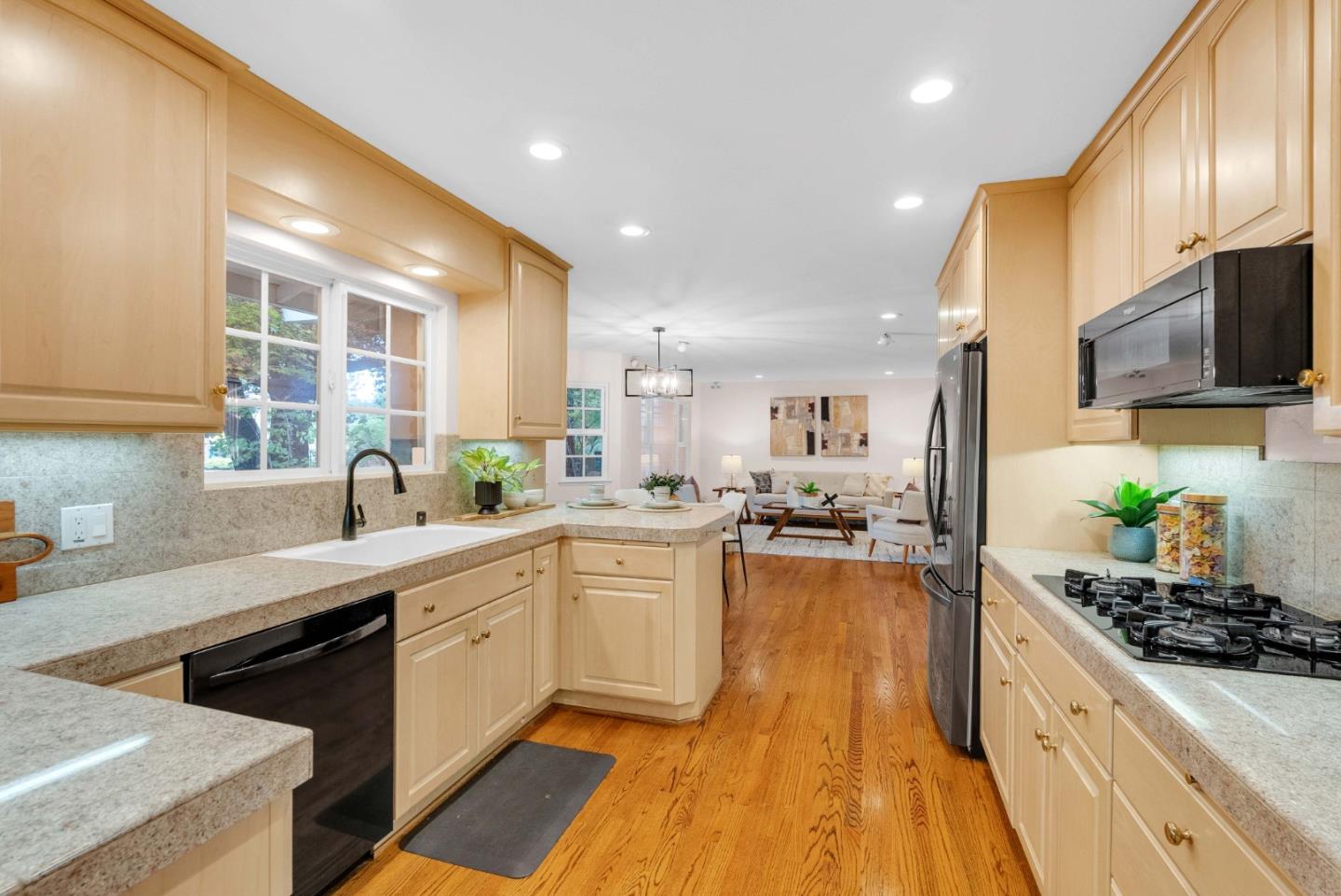 Detail Gallery Image 19 of 56 For 14900 Quito Rd, Los Gatos,  CA 95032 - 4 Beds | 2/1 Baths