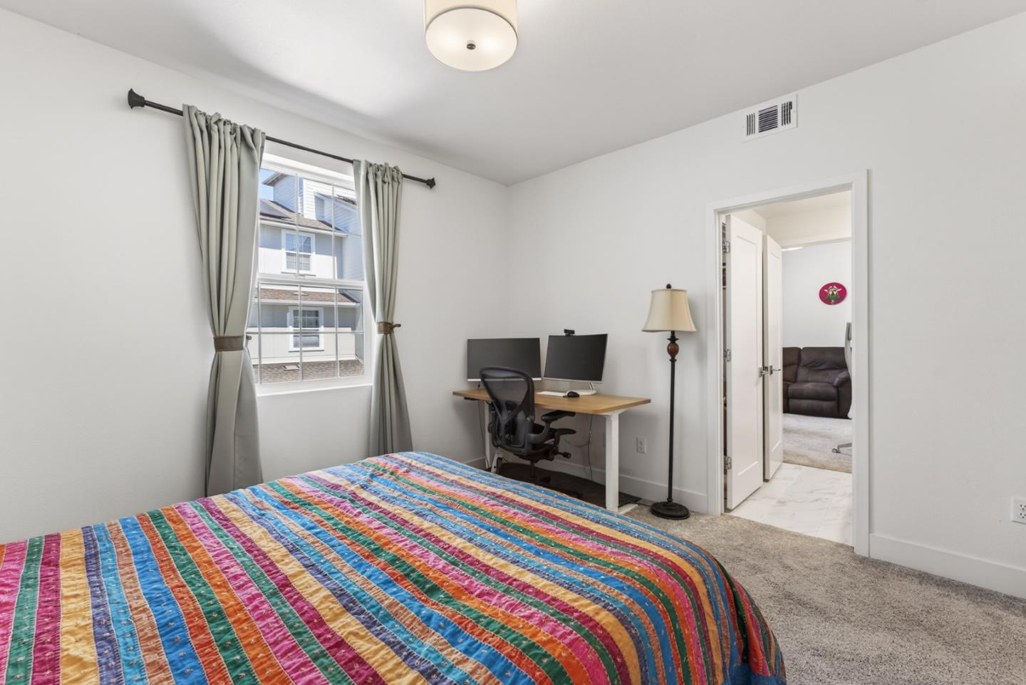 Detail Gallery Image 21 of 44 For 9532 Seawind Way, Newark,  CA 94560 - 3 Beds | 2/1 Baths