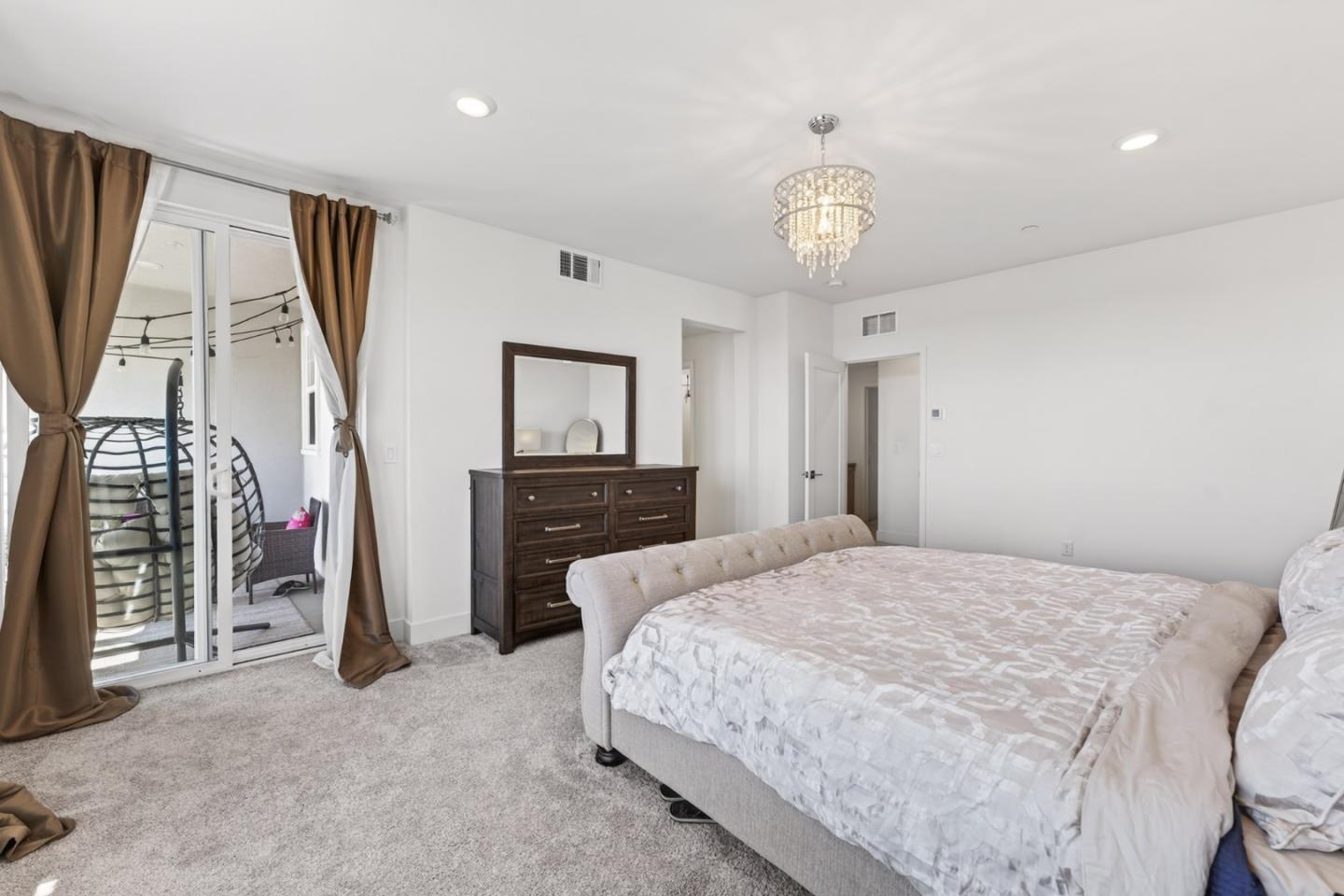 Detail Gallery Image 23 of 44 For 9532 Seawind Way, Newark,  CA 94560 - 3 Beds | 2/1 Baths