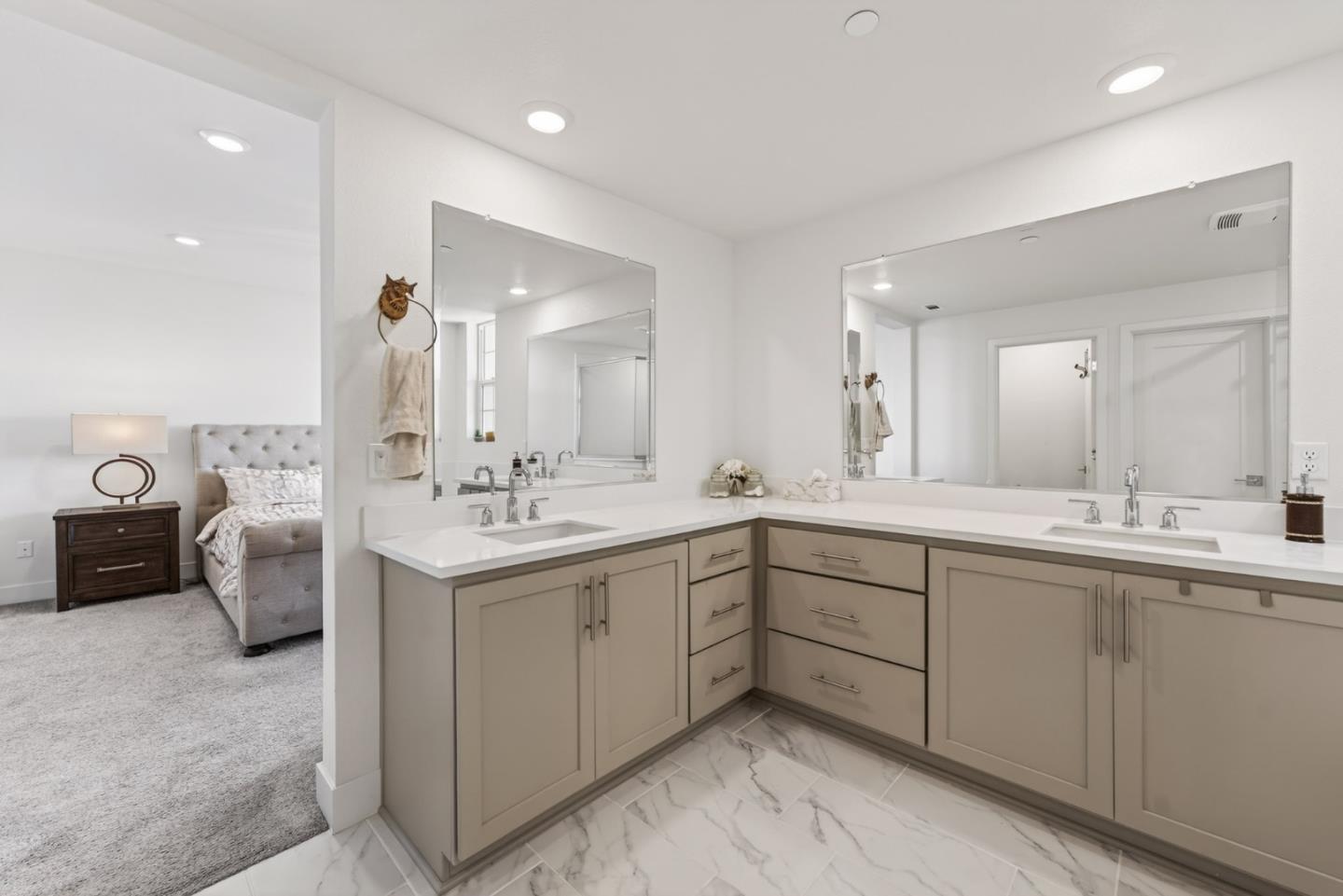 Detail Gallery Image 28 of 44 For 9532 Seawind Way, Newark,  CA 94560 - 3 Beds | 2/1 Baths