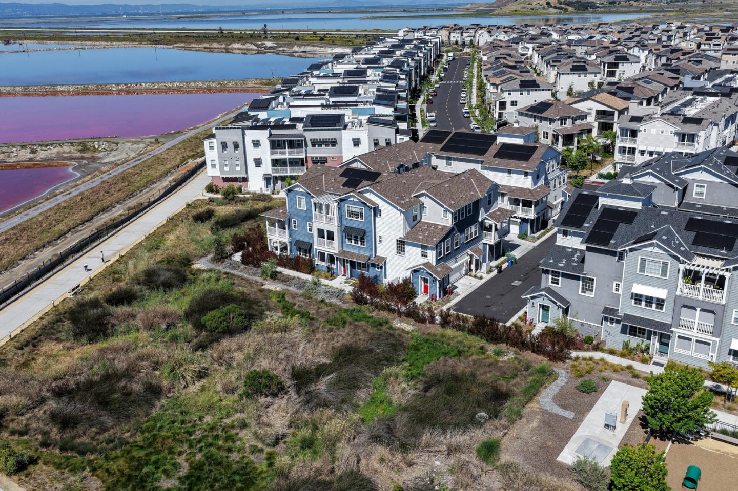 Detail Gallery Image 36 of 44 For 9532 Seawind Way, Newark,  CA 94560 - 3 Beds | 2/1 Baths