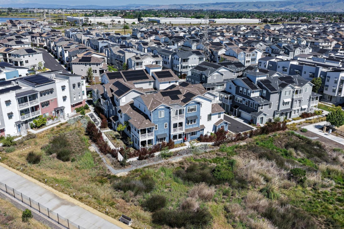 Detail Gallery Image 37 of 44 For 9532 Seawind Way, Newark,  CA 94560 - 3 Beds | 2/1 Baths