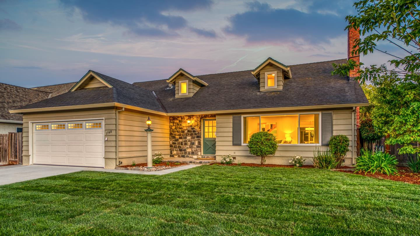 Detail Gallery Image 2 of 25 For 1748 Harte, San Jose,  CA 95124 - 4 Beds | 2 Baths