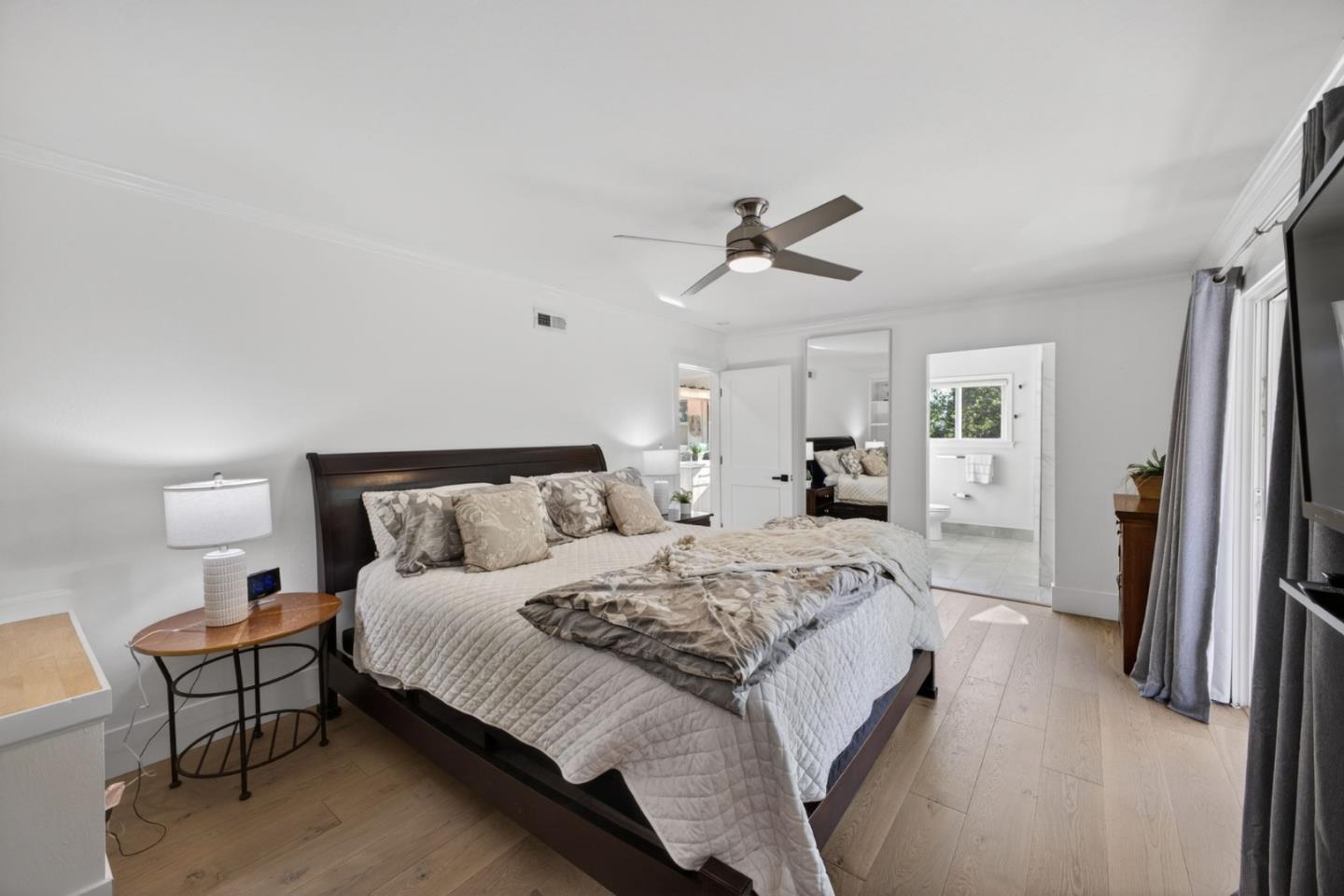 Detail Gallery Image 30 of 84 For 2256 Glenkirk Ct, San Jose,  CA 95124 - 5 Beds | 3 Baths