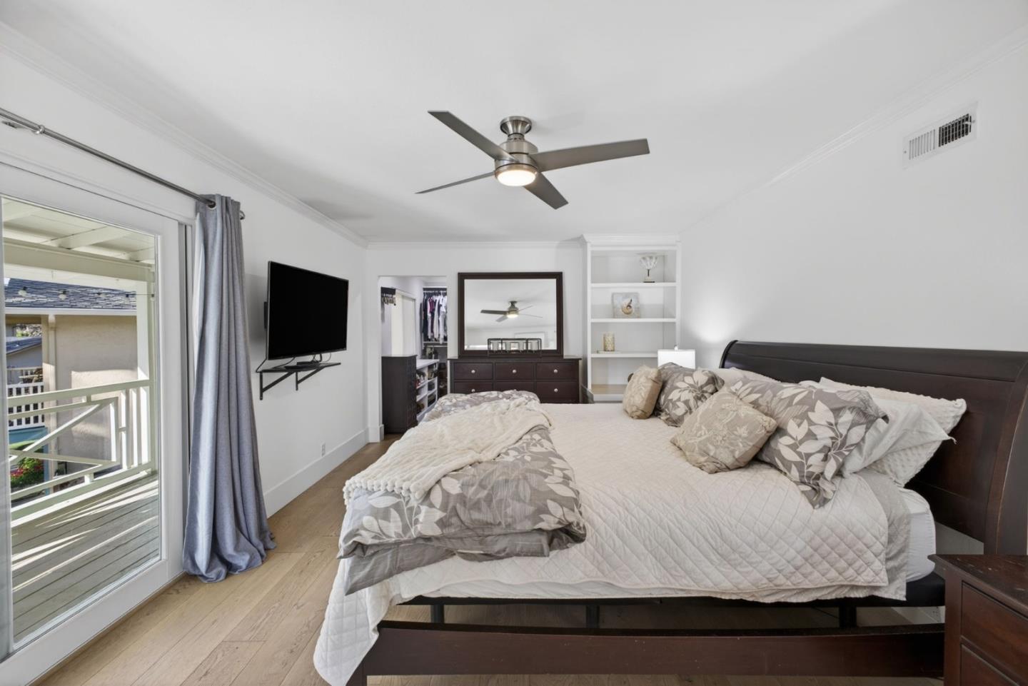 Detail Gallery Image 31 of 84 For 2256 Glenkirk Ct, San Jose,  CA 95124 - 5 Beds | 3 Baths