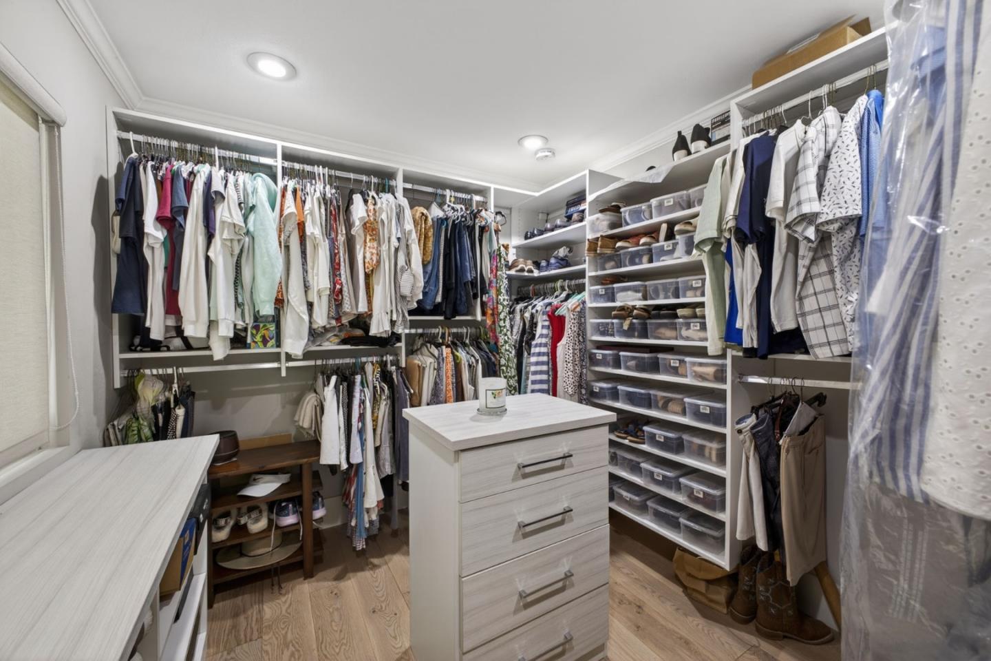 Detail Gallery Image 33 of 84 For 2256 Glenkirk Ct, San Jose,  CA 95124 - 5 Beds | 3 Baths