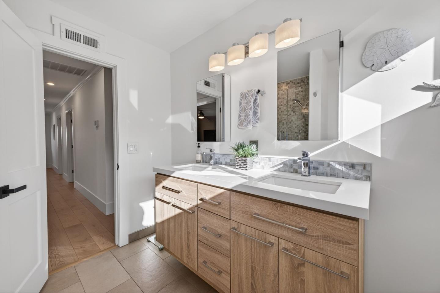 Detail Gallery Image 43 of 84 For 2256 Glenkirk Ct, San Jose,  CA 95124 - 5 Beds | 3 Baths