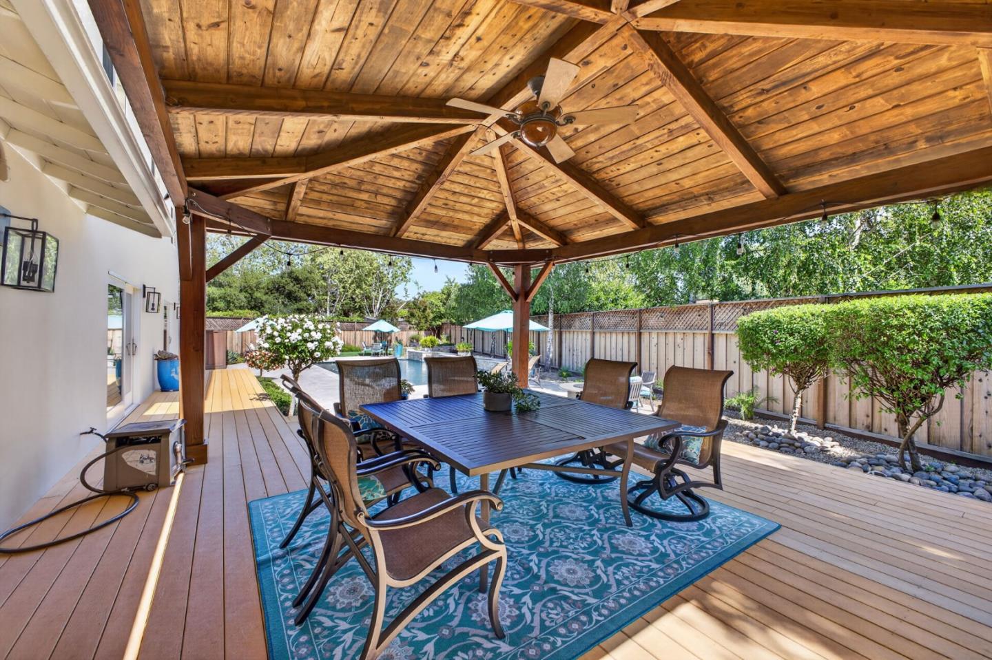 Detail Gallery Image 60 of 84 For 2256 Glenkirk Ct, San Jose,  CA 95124 - 5 Beds | 3 Baths