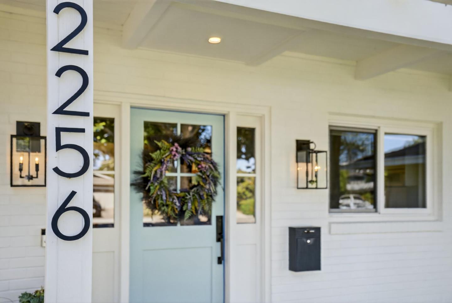 Detail Gallery Image 7 of 84 For 2256 Glenkirk Ct, San Jose,  CA 95124 - 5 Beds | 3 Baths