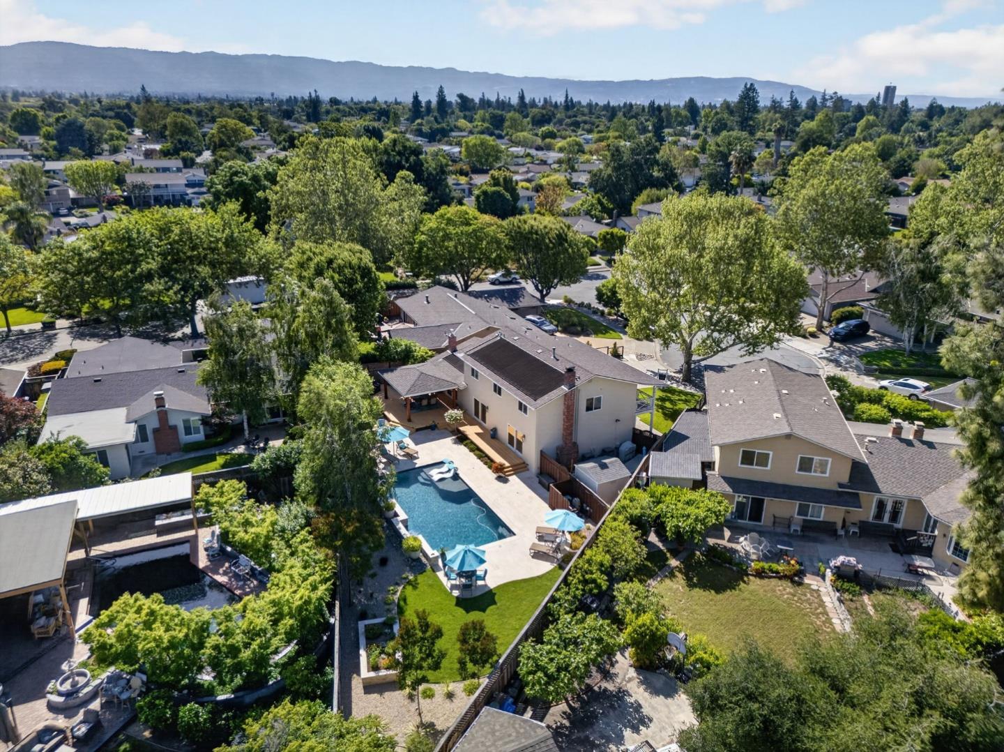 Detail Gallery Image 83 of 84 For 2256 Glenkirk Ct, San Jose,  CA 95124 - 5 Beds | 3 Baths