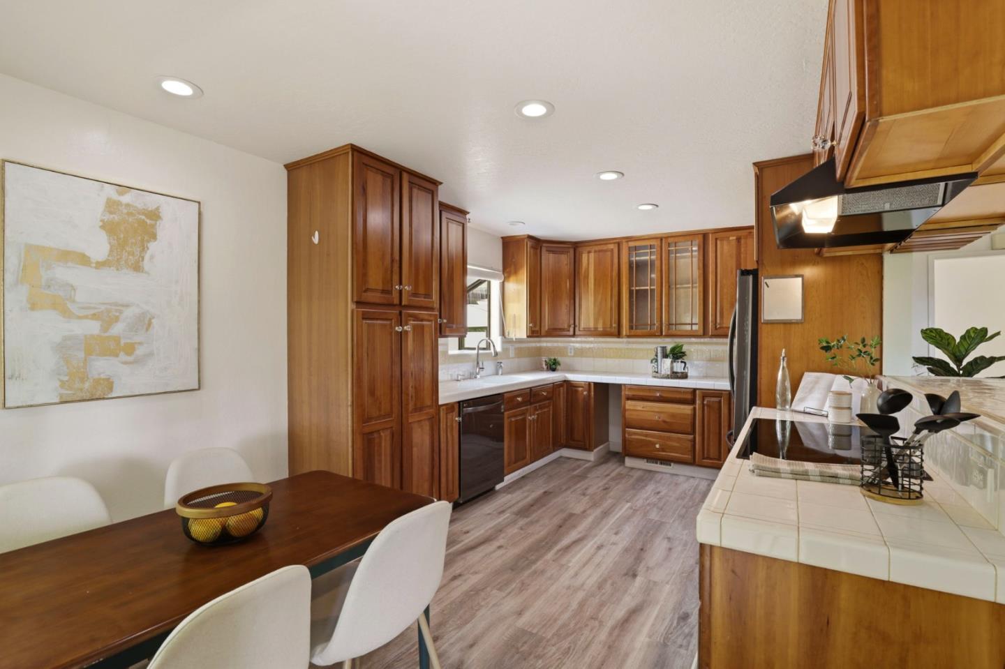 Detail Gallery Image 16 of 46 For 3628 Vista Del Valle, San Jose,  CA 95132 - 4 Beds | 2 Baths