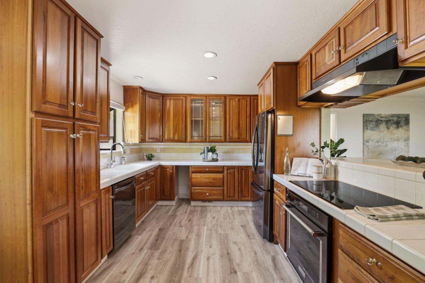 Detail Gallery Image 18 of 46 For 3628 Vista Del Valle, San Jose,  CA 95132 - 4 Beds | 2 Baths