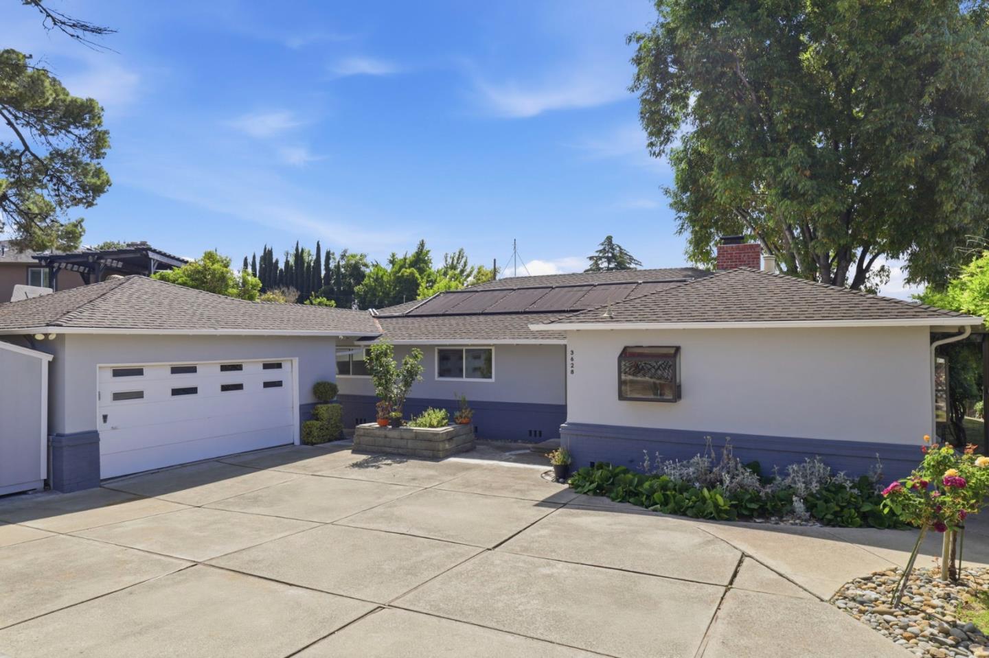 Detail Gallery Image 2 of 46 For 3628 Vista Del Valle, San Jose,  CA 95132 - 4 Beds | 2 Baths