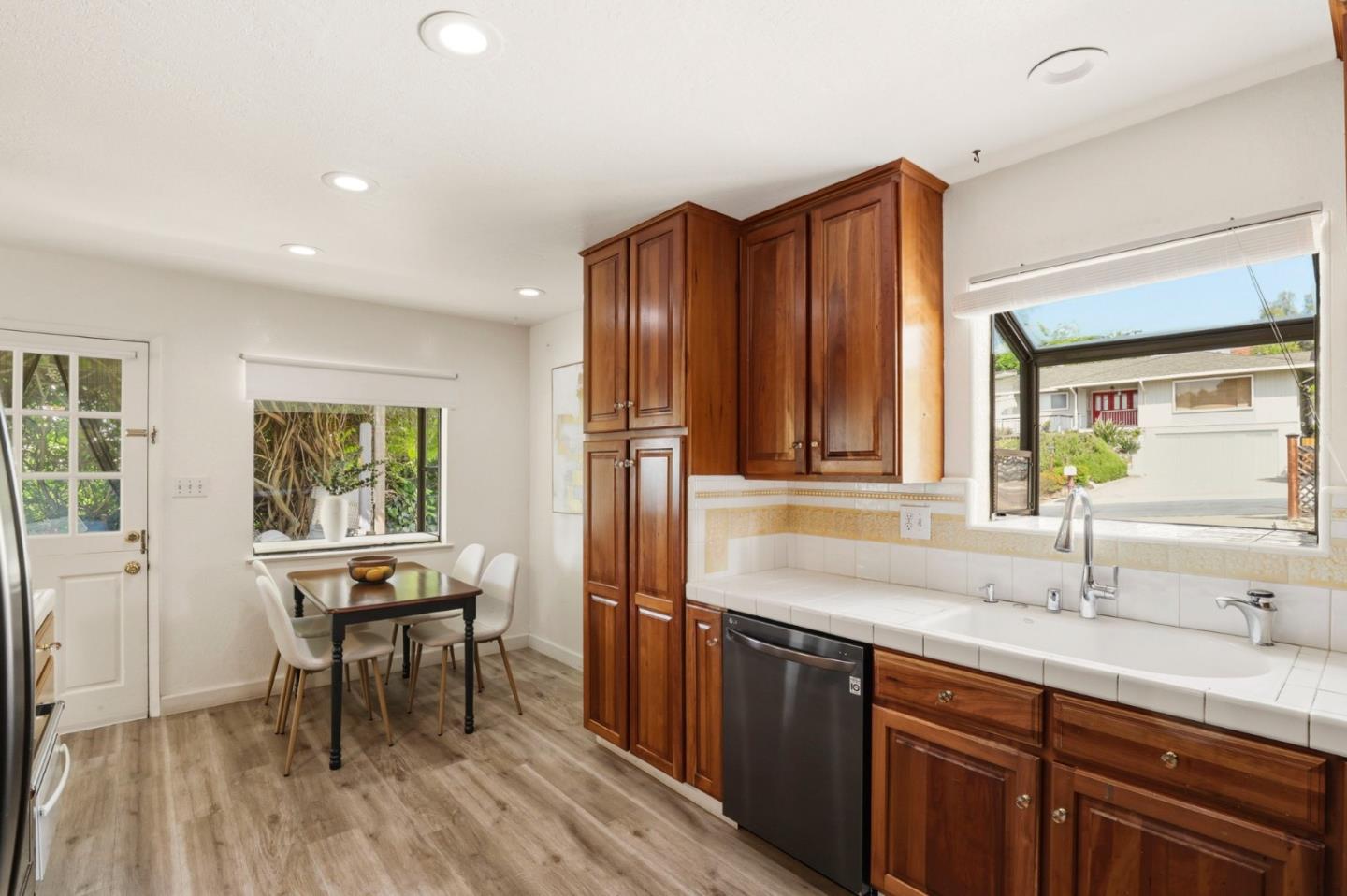 Detail Gallery Image 20 of 46 For 3628 Vista Del Valle, San Jose,  CA 95132 - 4 Beds | 2 Baths