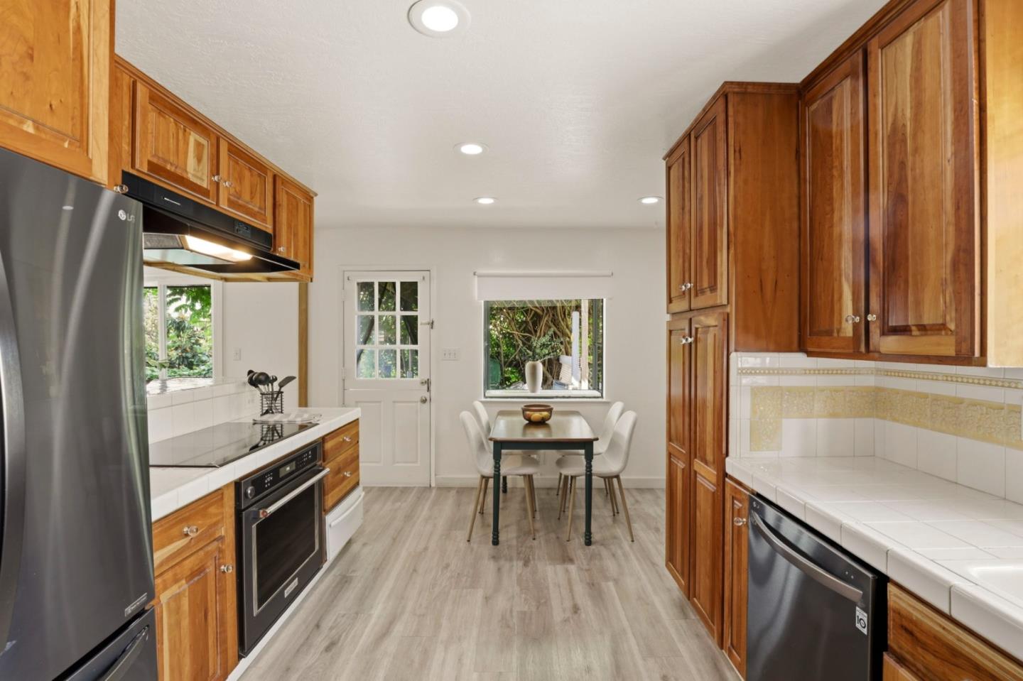 Detail Gallery Image 21 of 46 For 3628 Vista Del Valle, San Jose,  CA 95132 - 4 Beds | 2 Baths