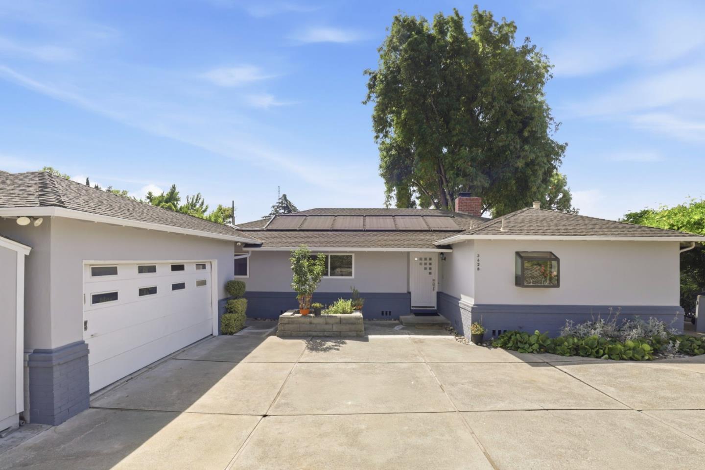 Detail Gallery Image 3 of 46 For 3628 Vista Del Valle, San Jose,  CA 95132 - 4 Beds | 2 Baths