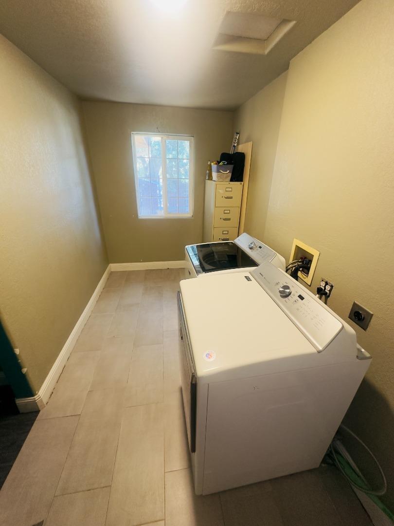 Detail Gallery Image 10 of 18 For 13155 Lincoln Ave, San Martin,  CA 95046 - 3 Beds | 2 Baths