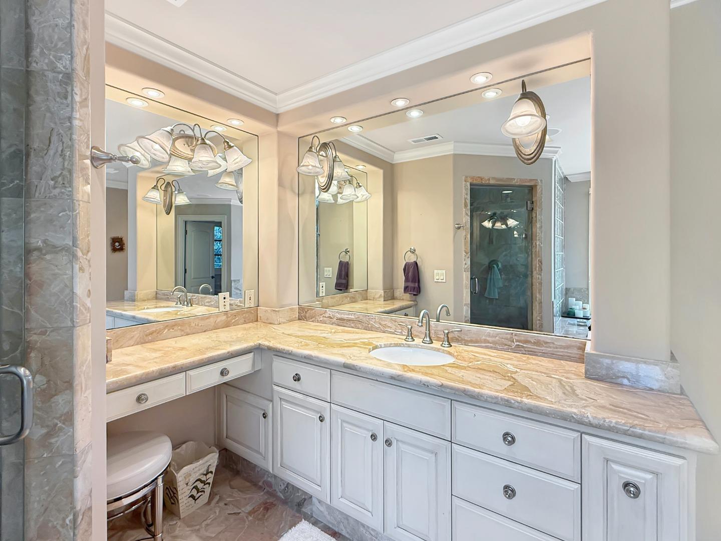 1526 Hillview Drive, Los Altos, CA, 94024