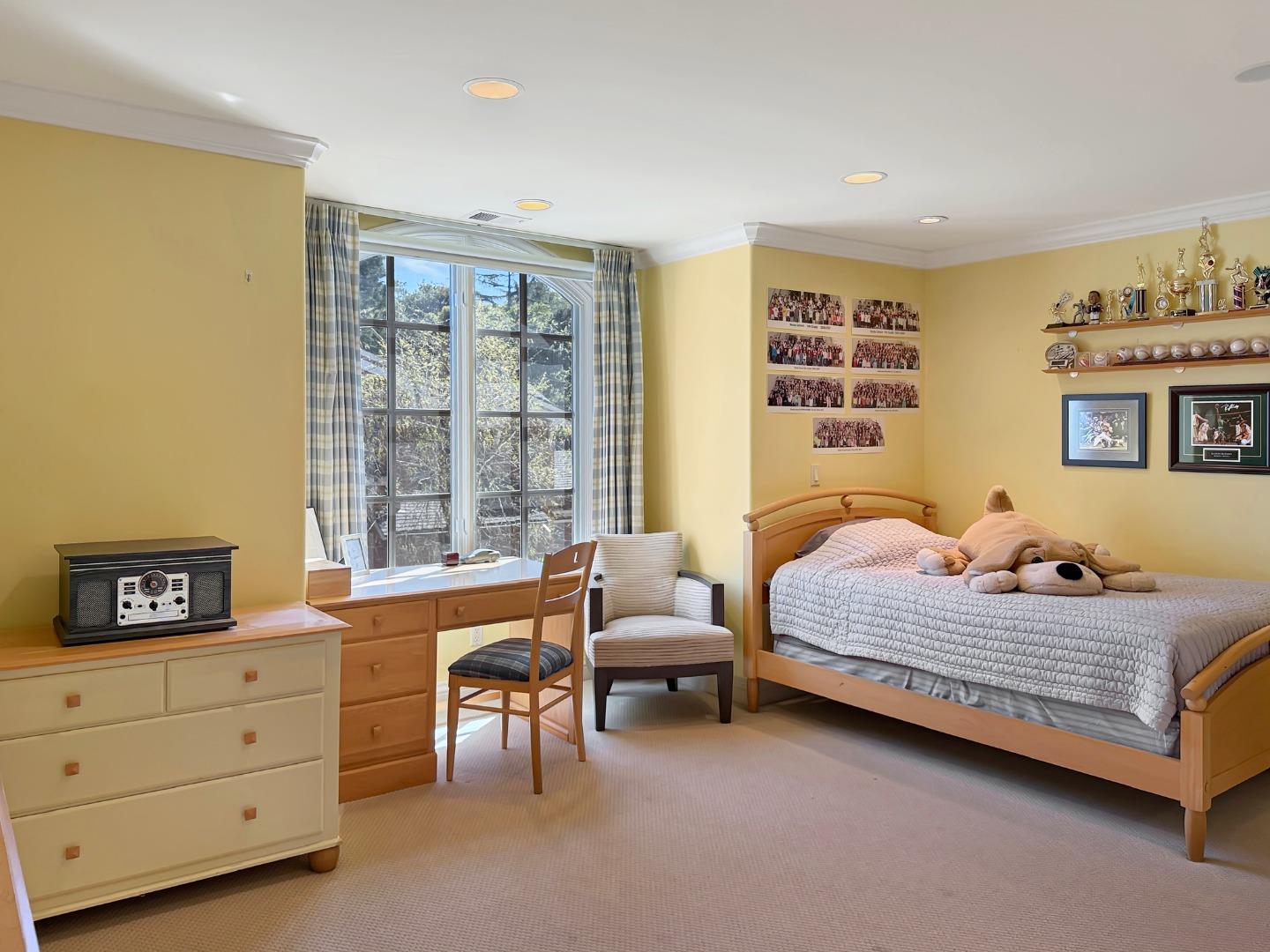 1526 Hillview Drive, Los Altos, CA, 94024