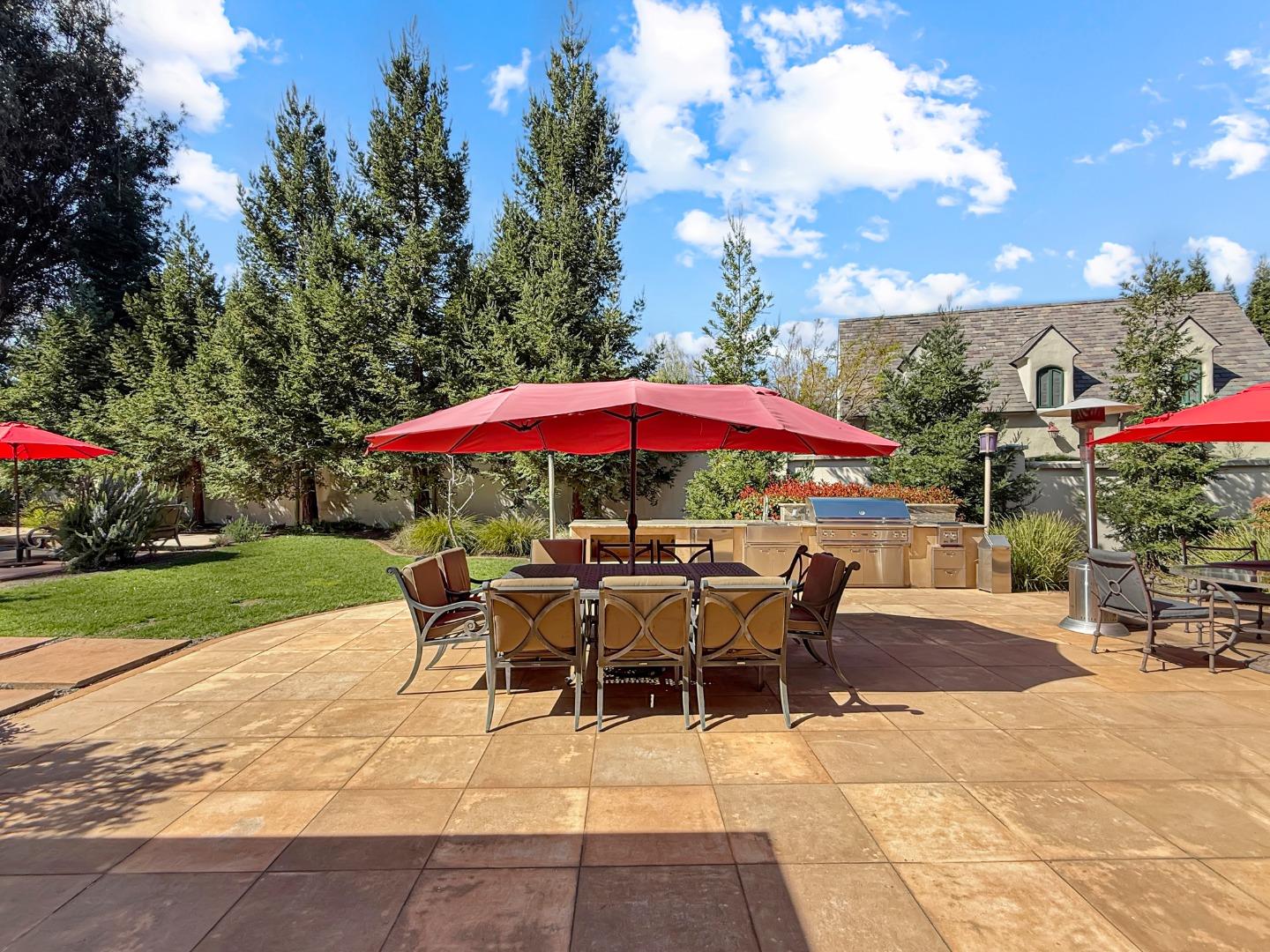 1526 Hillview Drive, Los Altos, CA, 94024