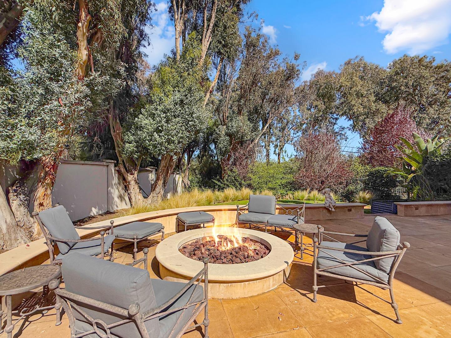 1526 Hillview Drive, Los Altos, CA, 94024