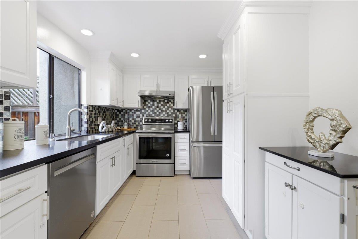 Photo #18: ML82042811 Listing: Photo #18