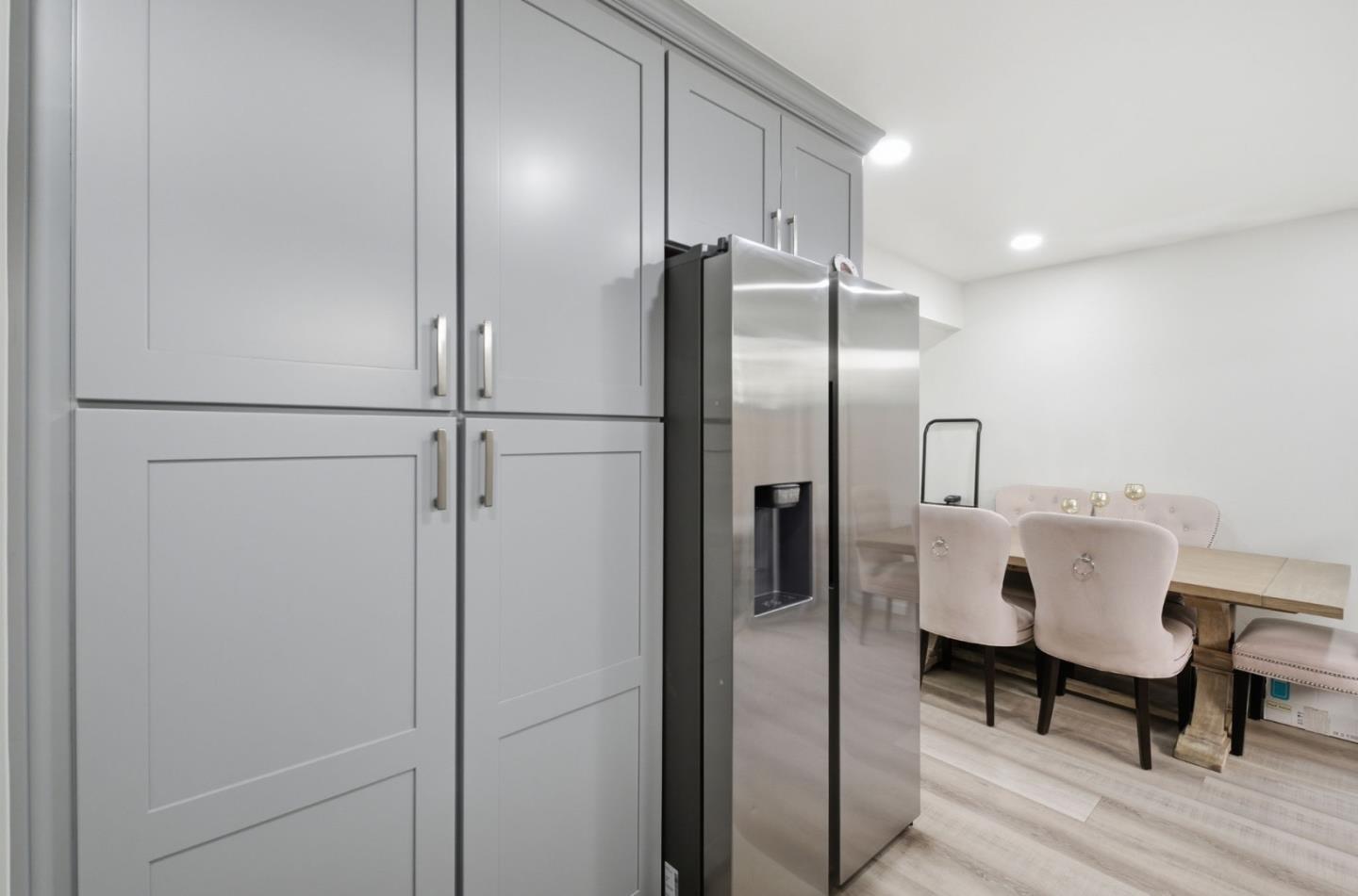 Detail Gallery Image 10 of 52 For 931 Vermont St, San Jose,  CA 95126 - – Beds | – Baths