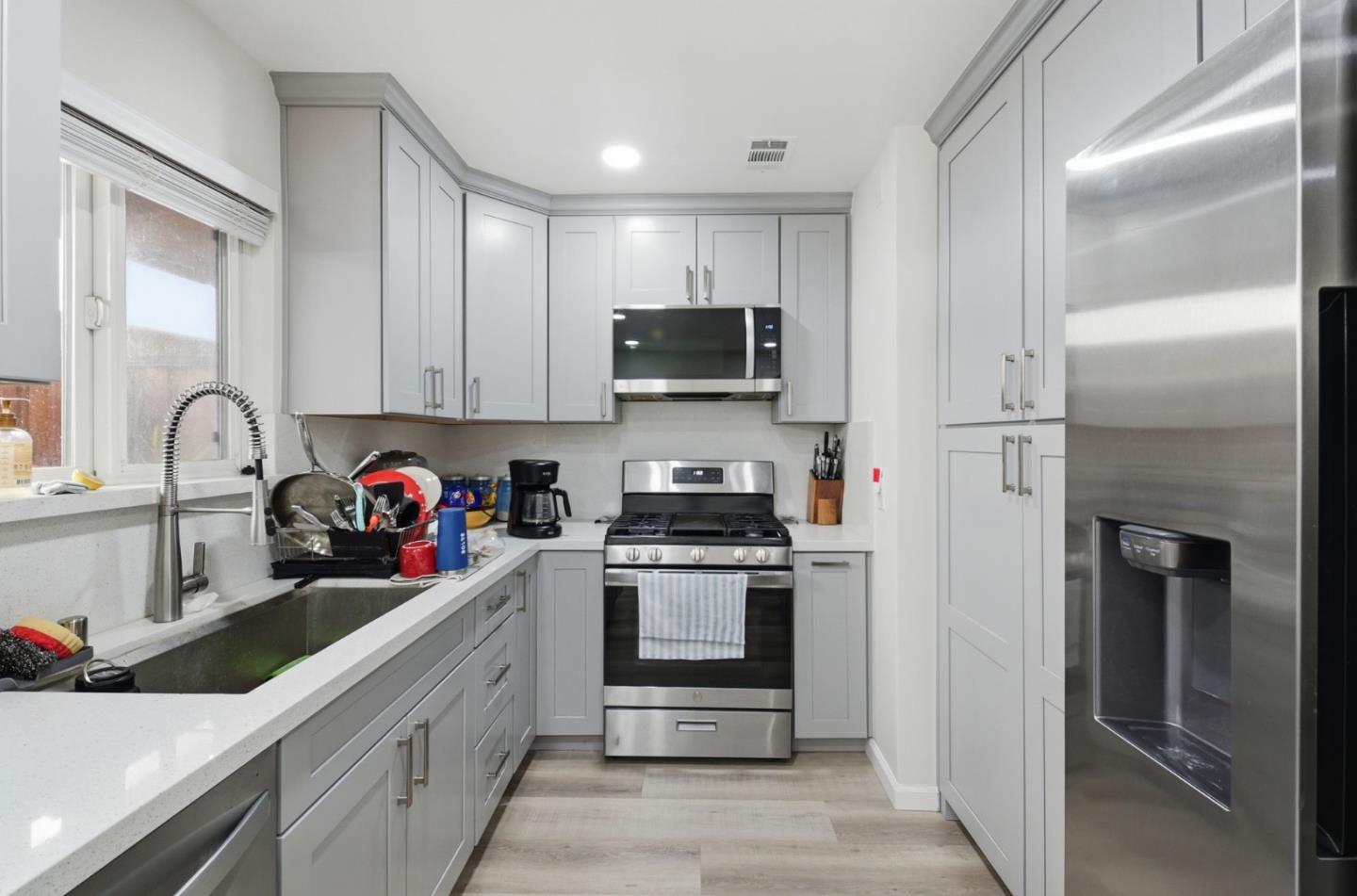 Detail Gallery Image 11 of 52 For 931 Vermont St, San Jose,  CA 95126 - – Beds | – Baths