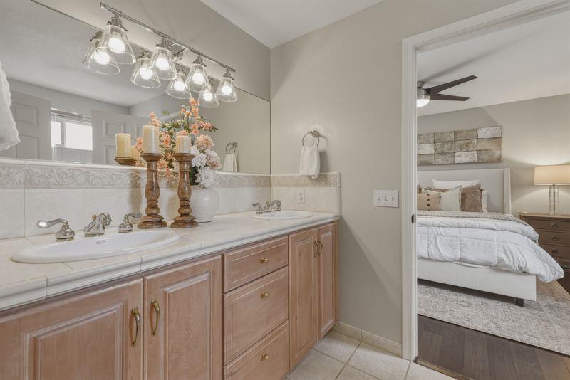 Detail Gallery Image 31 of 70 For 1142 Virginia Ave, Redwood City,  CA 94061 - 3 Beds | 3 Baths