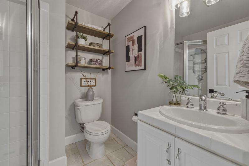 Detail Gallery Image 38 of 70 For 1142 Virginia Ave, Redwood City,  CA 94061 - 3 Beds | 3 Baths