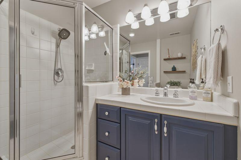 Detail Gallery Image 43 of 70 For 1142 Virginia Ave, Redwood City,  CA 94061 - 3 Beds | 3 Baths