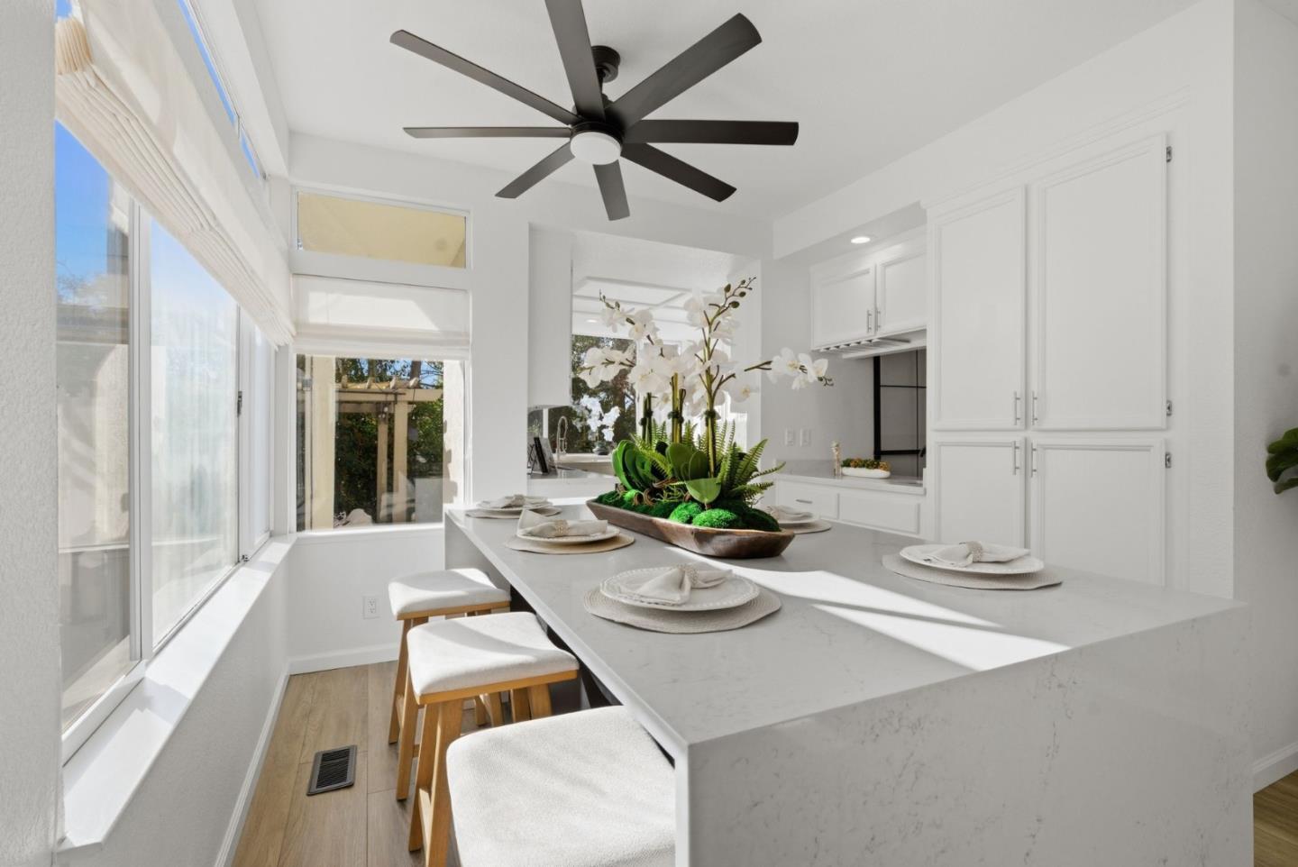 Detail Gallery Image 7 of 23 For 230 Lakeridge Way, San Ramon,  CA 94582 - 3 Beds | 2/1 Baths