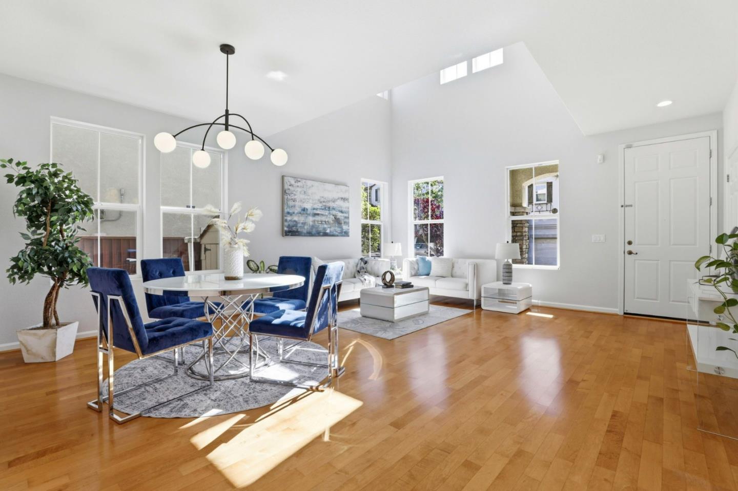 Detail Gallery Image 18 of 42 For 880 Canoas Creek Cir, San Jose,  CA 95136 - 4 Beds | 2/1 Baths