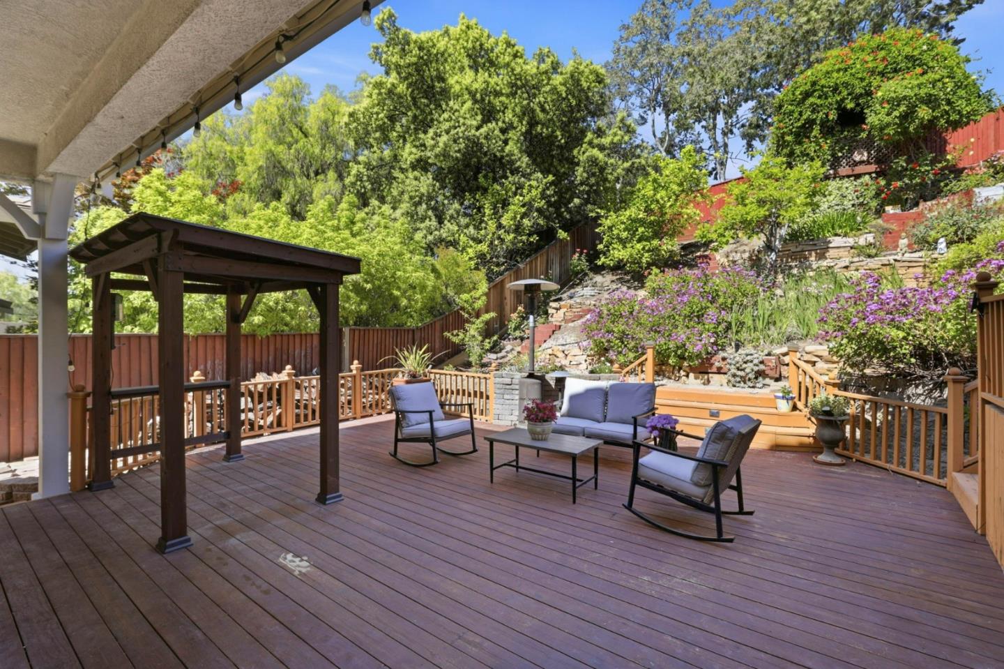 Detail Gallery Image 36 of 42 For 880 Canoas Creek Cir, San Jose,  CA 95136 - 4 Beds | 2/1 Baths