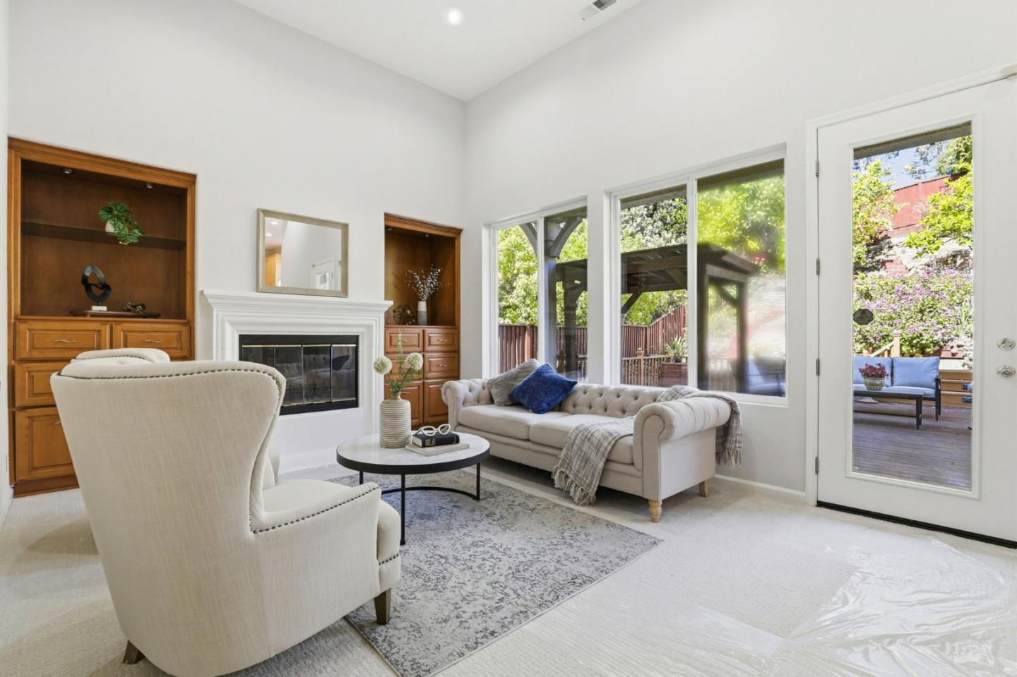 Detail Gallery Image 8 of 42 For 880 Canoas Creek Cir, San Jose,  CA 95136 - 4 Beds | 2/1 Baths