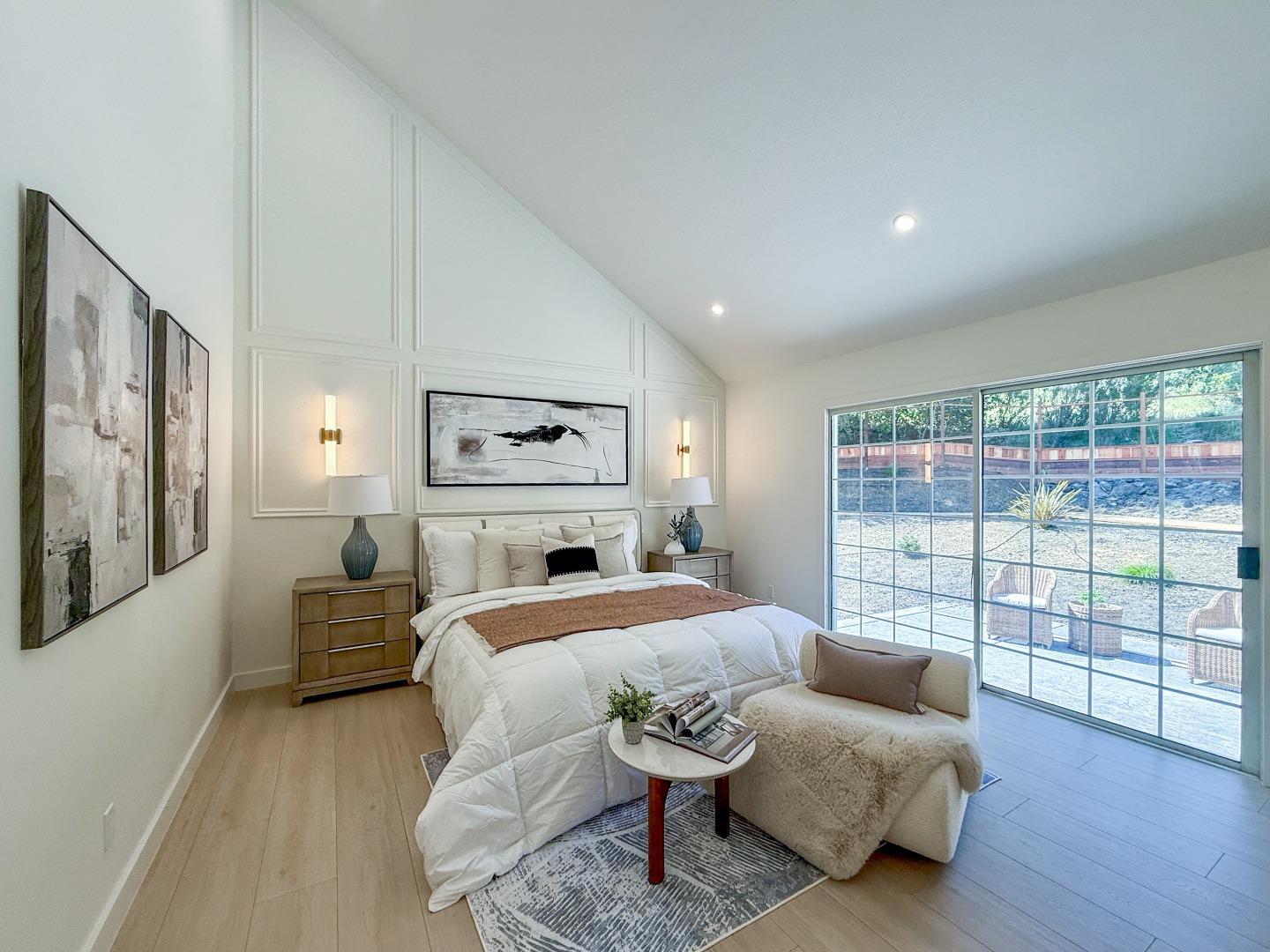 Detail Gallery Image 12 of 17 For 371 Norred Ct, San Jose,  CA 95119 - 4 Beds | 2/1 Baths