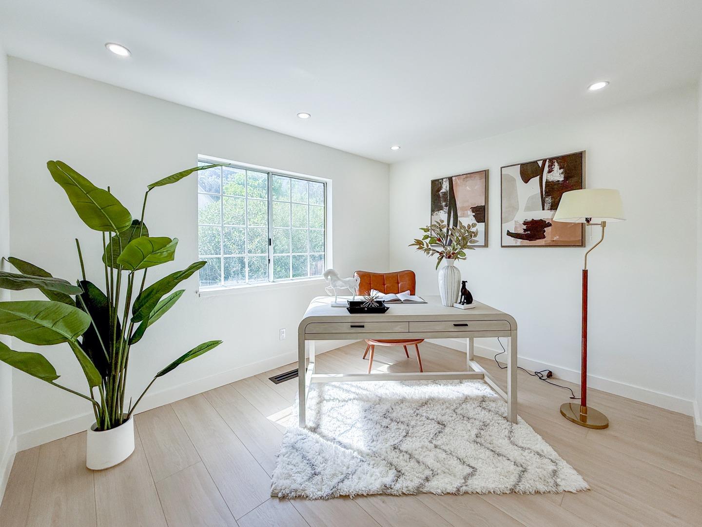 Detail Gallery Image 13 of 17 For 371 Norred Ct, San Jose,  CA 95119 - 4 Beds | 2/1 Baths