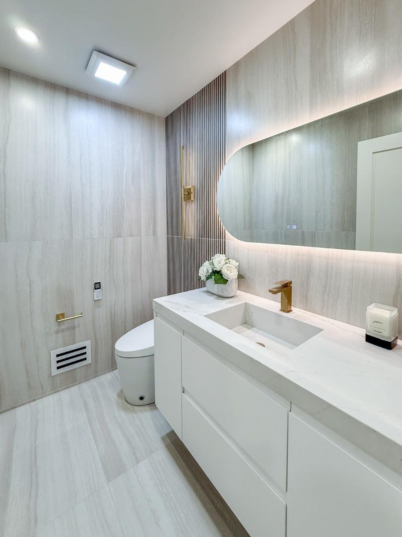 Detail Gallery Image 15 of 17 For 371 Norred Ct, San Jose,  CA 95119 - 4 Beds | 2/1 Baths