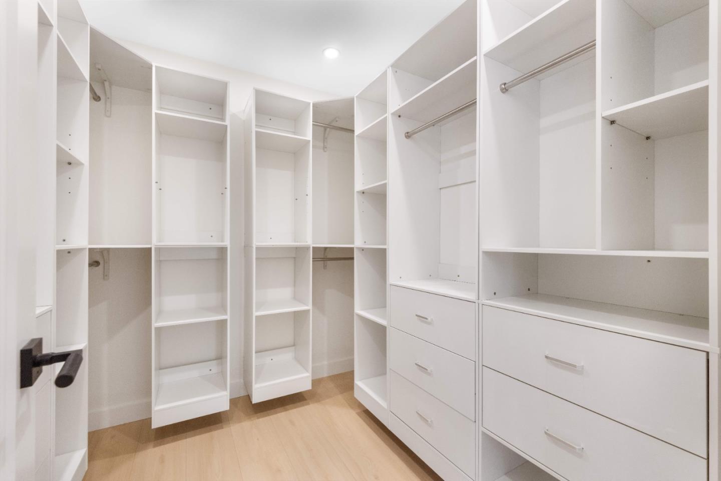 Detail Gallery Image 34 of 47 For 371 Norred Ct, San Jose,  CA 95119 - 4 Beds | 2/1 Baths