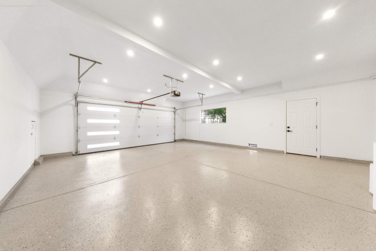 Detail Gallery Image 35 of 47 For 371 Norred Ct, San Jose,  CA 95119 - 4 Beds | 2/1 Baths