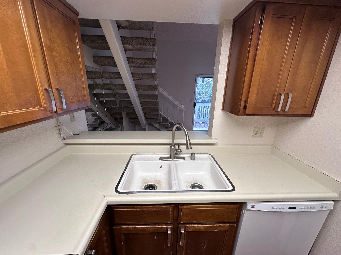 Detail Gallery Image 10 of 24 For 1034 Summermist Ct, San Jose,  CA 95122 - 1 Beds | 1 Baths