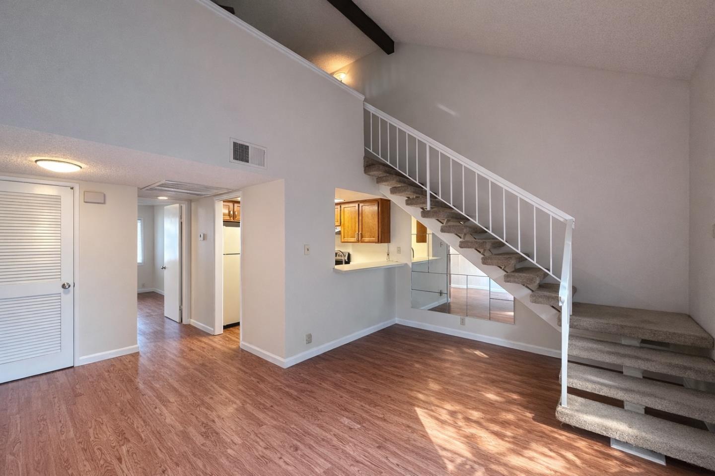 Detail Gallery Image 3 of 24 For 1034 Summermist Ct, San Jose,  CA 95122 - 1 Beds | 1 Baths